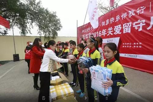 你买彩票的钱,都被用到这些事情上了|农民工|留