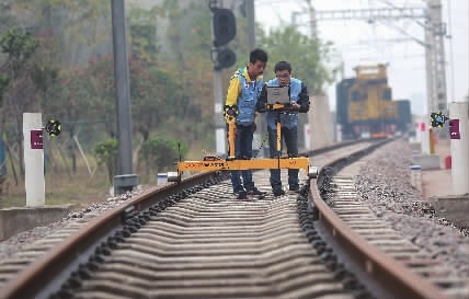 图片新闻|高速铁路|刘晓飞|院校