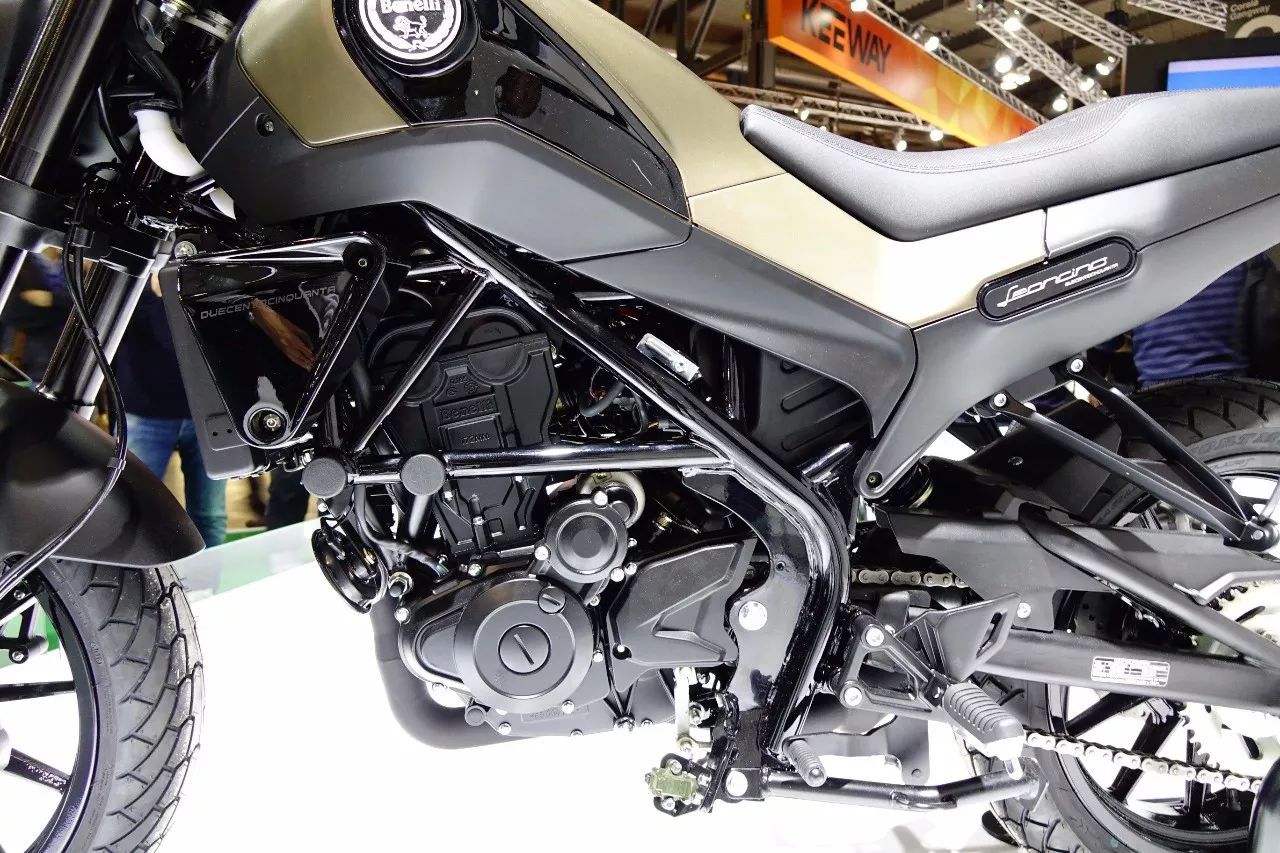 【米兰展】贝纳利TRK 251、幼狮250、752S、