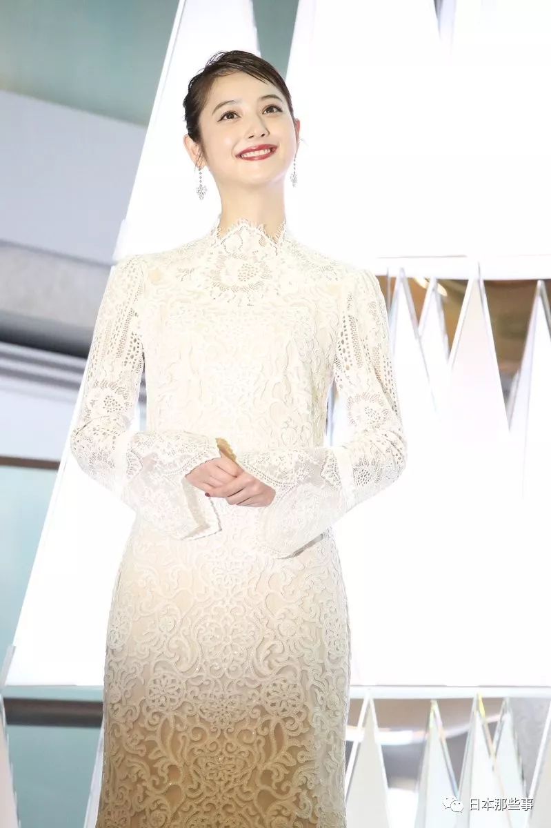 别猜了,人家真的还没怀孕!