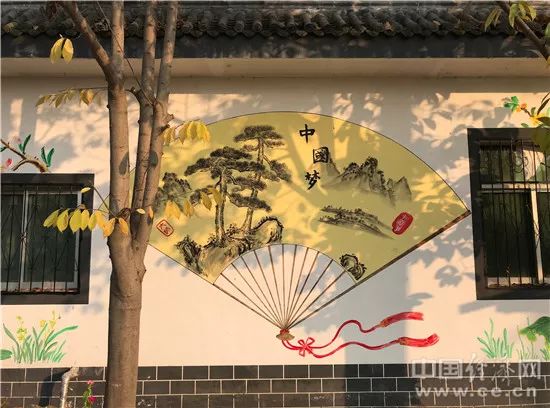 卢氏县脱贫出新招:农产品 触网 农民收入翻两番