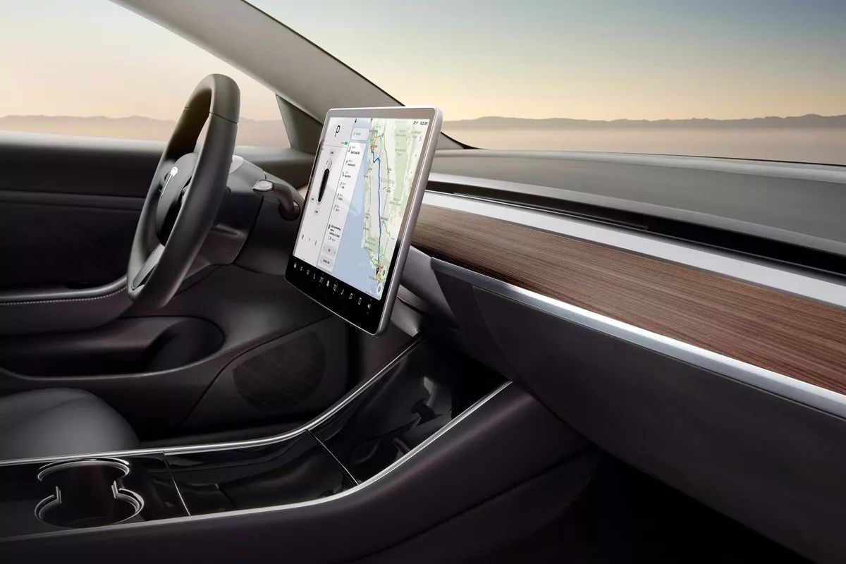 iPhoneX很难?买特斯拉Model 3更难!想退钱还