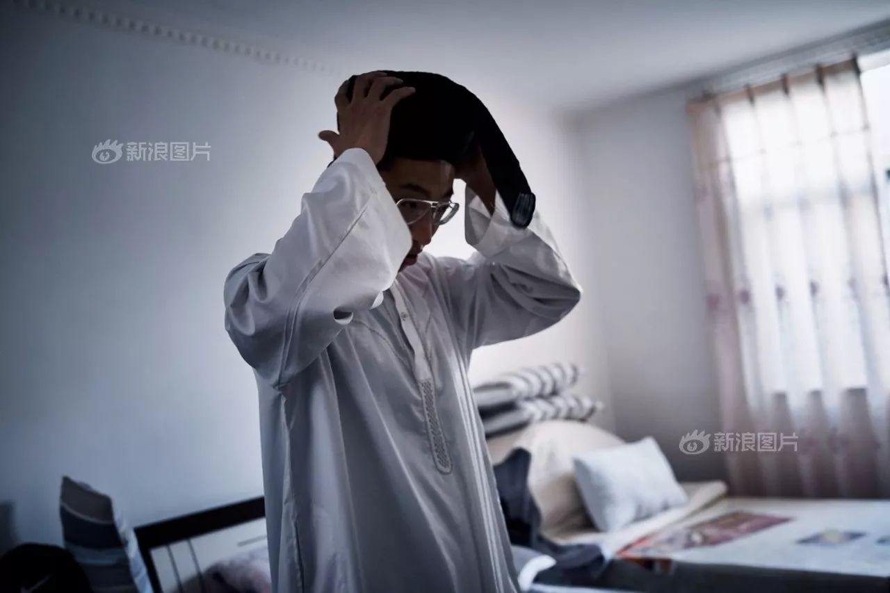 去中东留学，学费3000还很安全丨看见