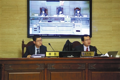 “小黄车”的商标所有人“数人公司”代理律师称,“ofo小黄车”侵犯了“小黄车”的注册商标。