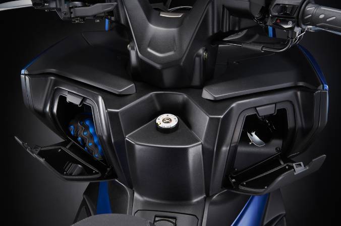 全新光阳赛艇400中型踏板米兰发布,有望引进国