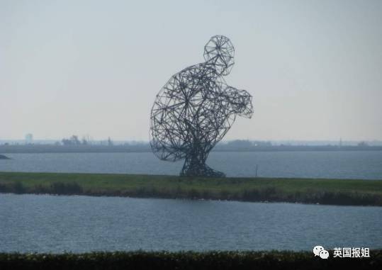 中国蹲完俄罗斯蹲,为啥其他欧美人就蹲不下去?!|夫人|斯拉夫|欧美_新浪新闻