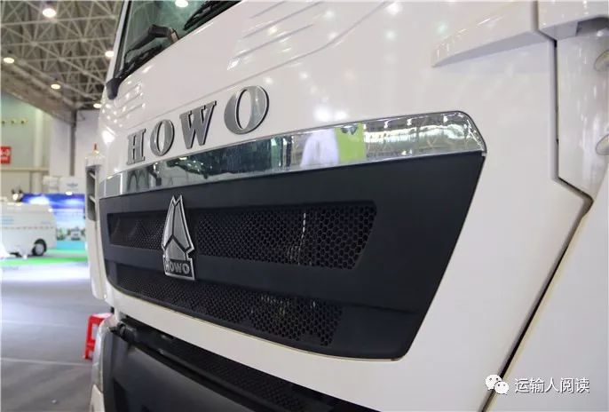 可靠产品+优质服务 重汽豪沃T5G冷藏车亮相武