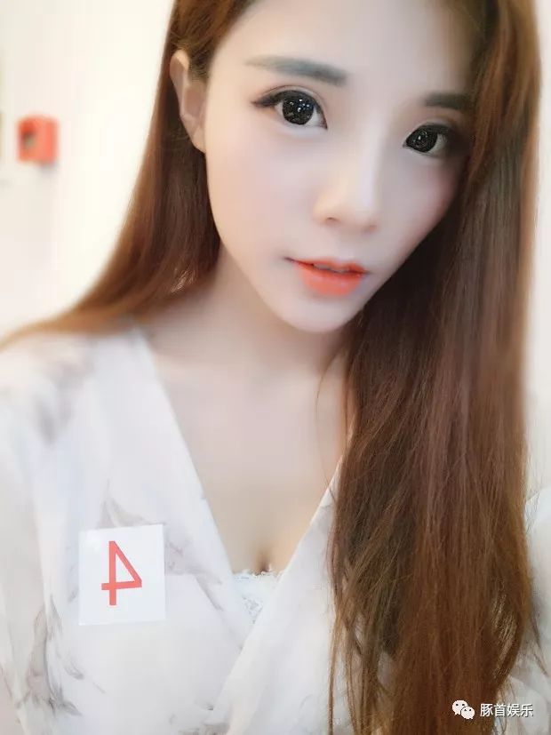 主播福利 | 叶子主播跳舞， …