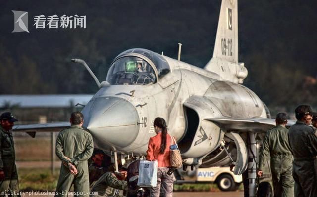 枭龙战机4S店长沙开张,大修升级巴铁首批