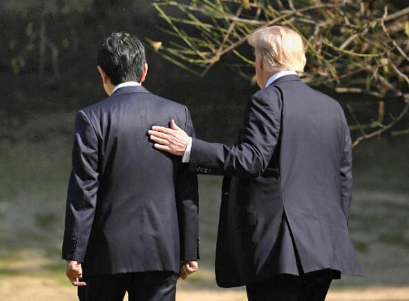 资料图：日本首相安倍晋三和美国总统特朗普