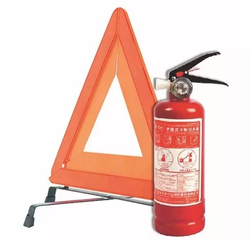 上高速要查车载灭火器三角架?未带一次扣6分