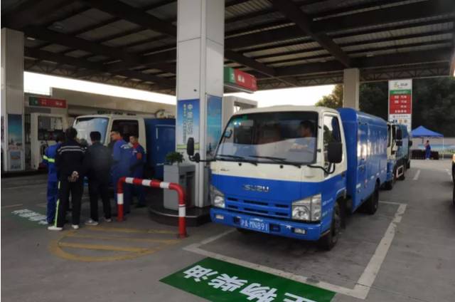 【创新】地沟油摇身一变生物柴油,你要试试