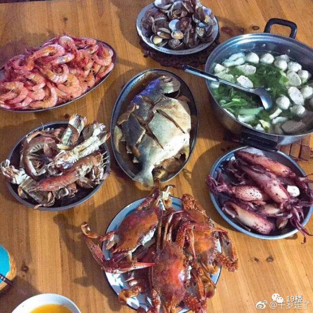 第一次去婆婆家,酒喝多了拍着公公肩膀叫大哥