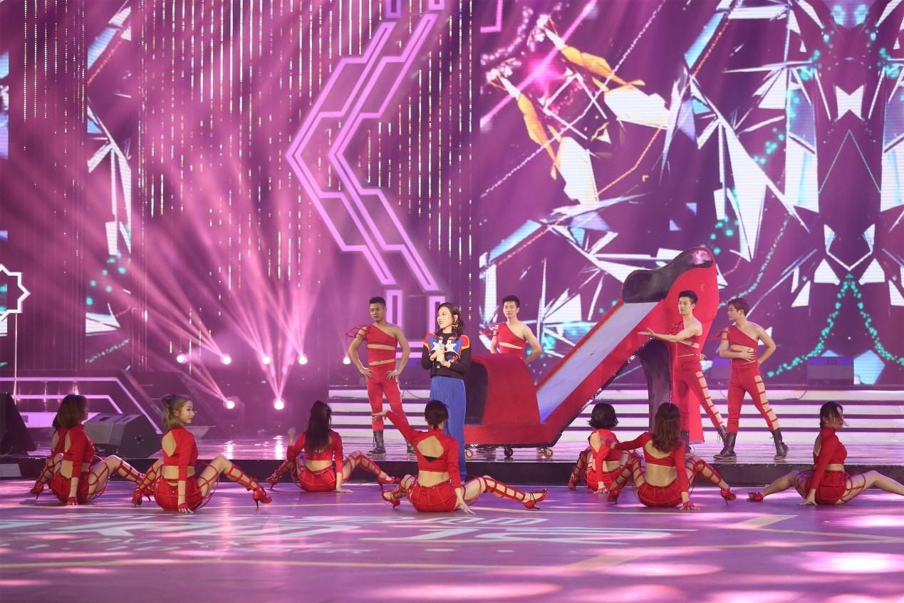 走心晚会让双十一静静 苏宁易购:情怀与剁手,不