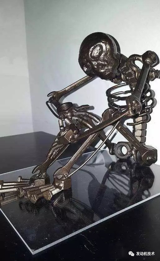 牛人将废旧零件改成一件件精美工艺品,感受机械之美!