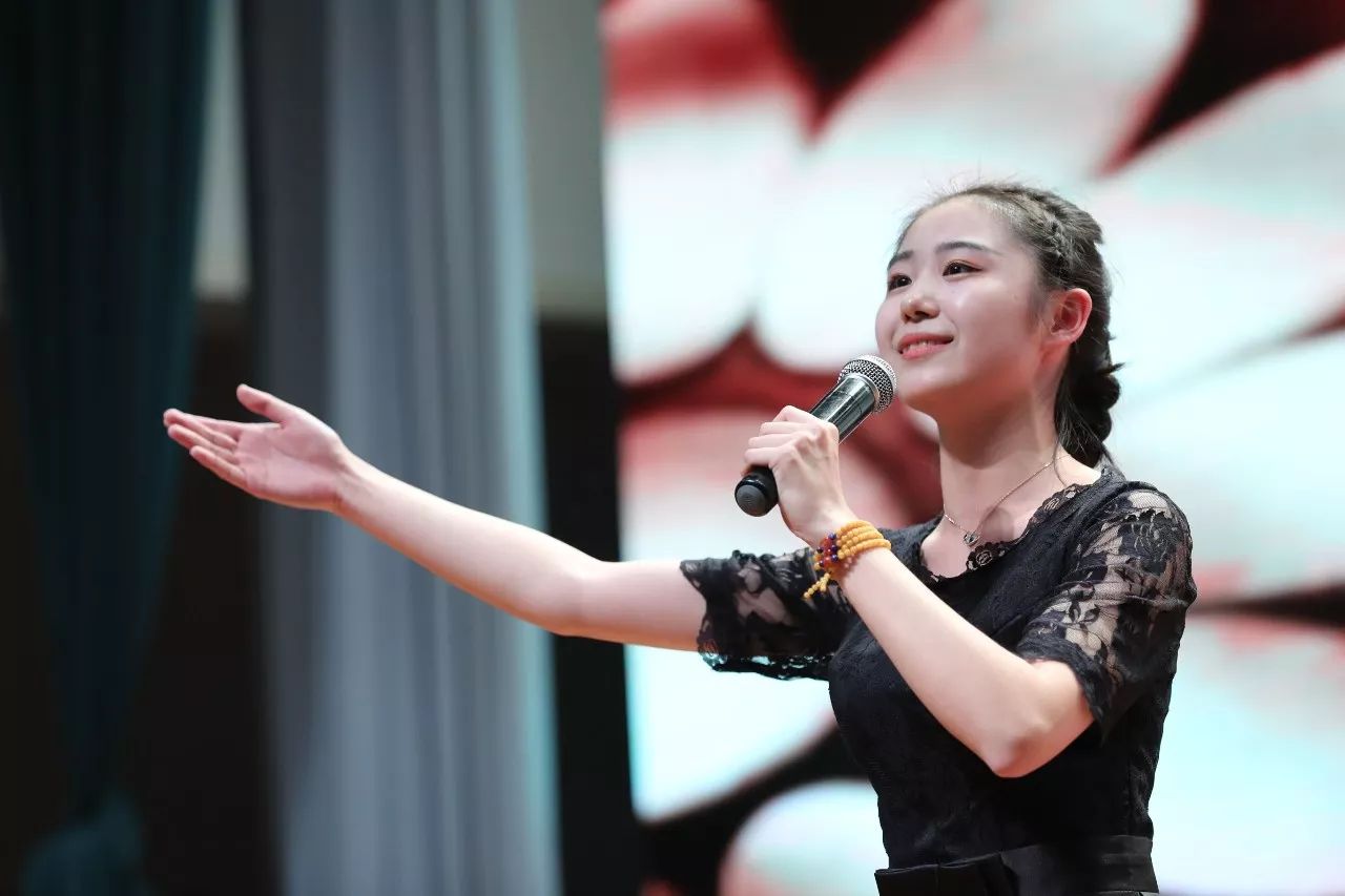 这仅仅是一场宁波的歌舞秀吗?不!看完你就知道