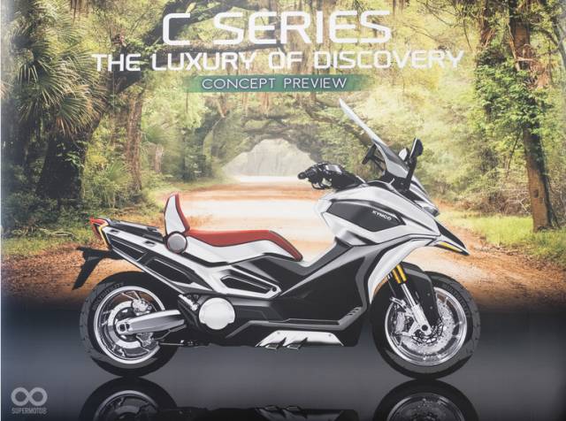 又来一台三轮,光阳三轮踏板现身街头