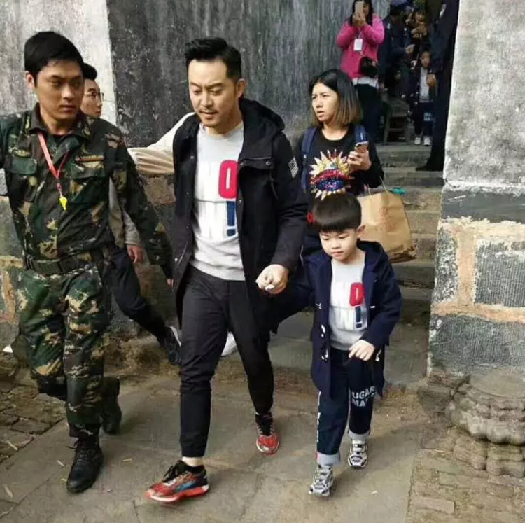 董力阿拉蕾回归爸爸去哪儿5  阿拉蕾新戏哪吒什么时候播出