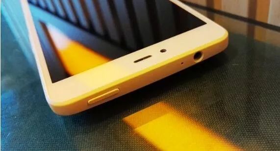 当心!24岁女子喝水喝出急性腰扭伤!这个病已经