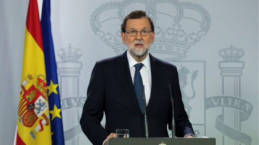  西班牙首相马里亚诺·拉霍伊早前已解除加泰地区政府官员职务