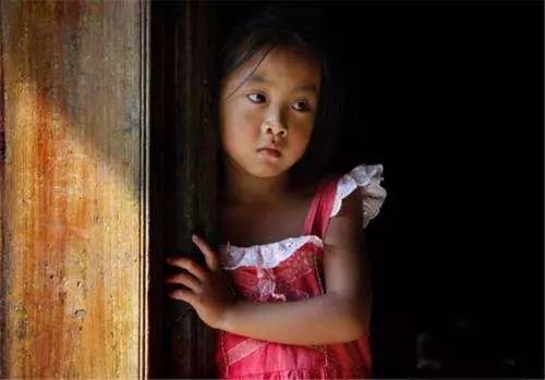 6岁智障少女遭邻居恶魔 叔叔 猥亵数月才被发