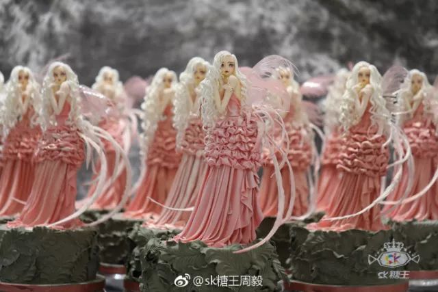 80后的他是中国第一糖王，把古代美人做成蛋糕，拿下世界金奖!|周毅|作品|面塑_新浪新闻