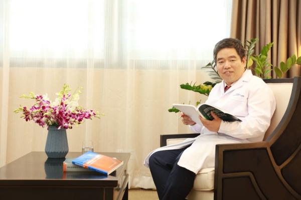 钱其军:十年内60%癌症患者花10多万元就可消