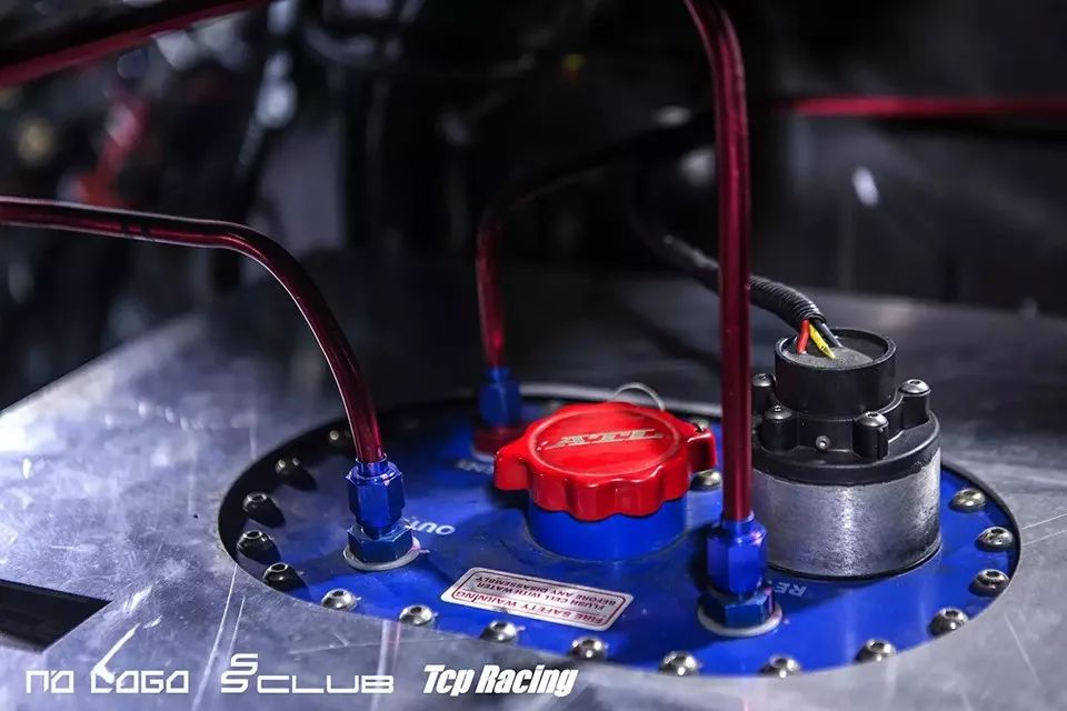 神进化论!碳纤维战神GTR R35改装案例