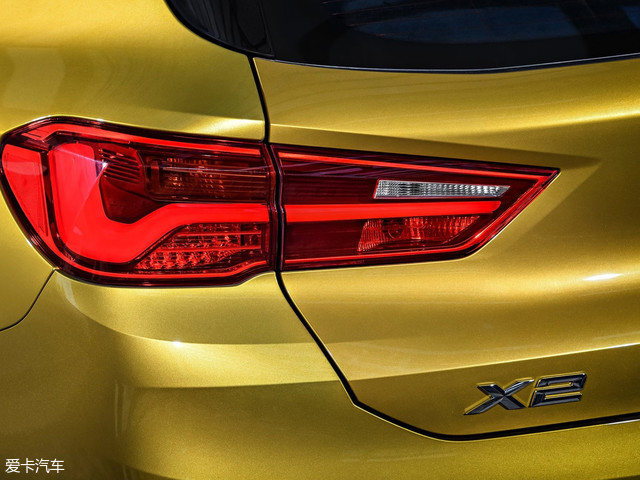 X家族最亲民的跨界SUV 宝马X2官图解析