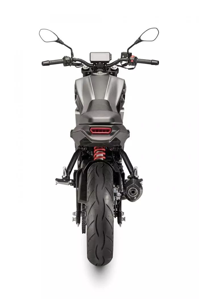 贝纳利发布幼狮 500 运动版、幼狮 250 版