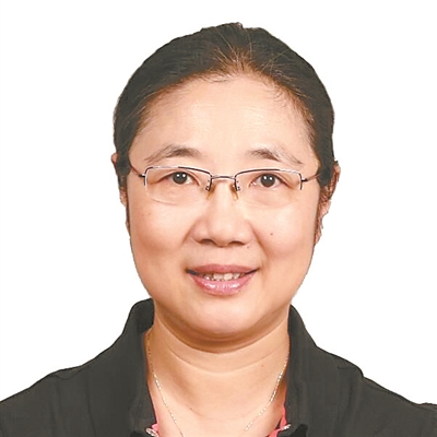 王彤