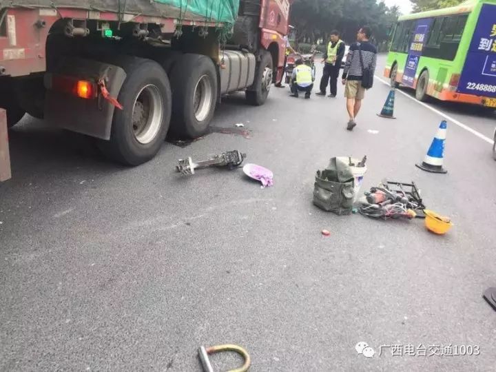 悲痛!孩子被压大货车底哭喊:爸爸快来救我!事故