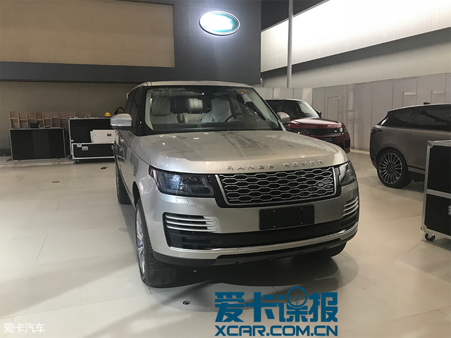 广州车展探馆 新款路虎揽胜p400e长轴版