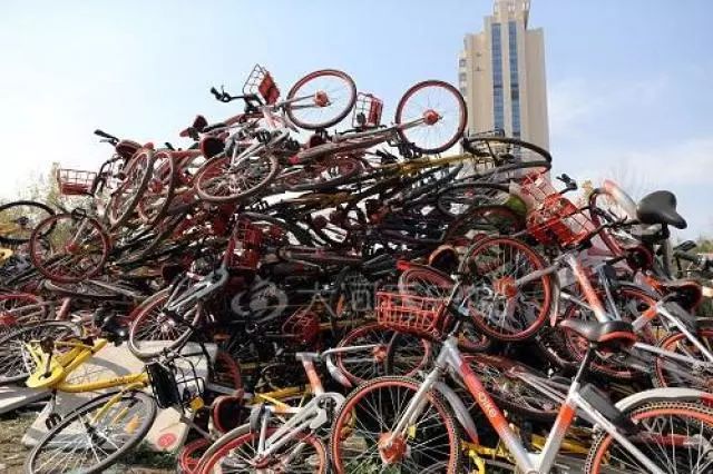 郑州共享单车叫停投放仍难控制 管理办法亟待