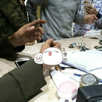 小学生买游戏装备入迷 几分钟花掉440元|Q币|