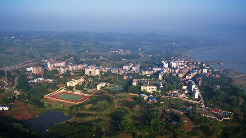 江津区龙华镇