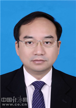 陈旌任娄底市委常委、政法委书记 尹华凯转任