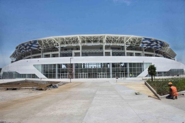 ��������׶����ǹϵ��°��򳡡���������ϡ����ű�����վ��