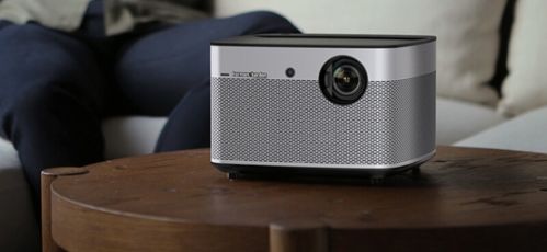 观影撩妹逗娃皆神器 4款高人气互联网投影仪推