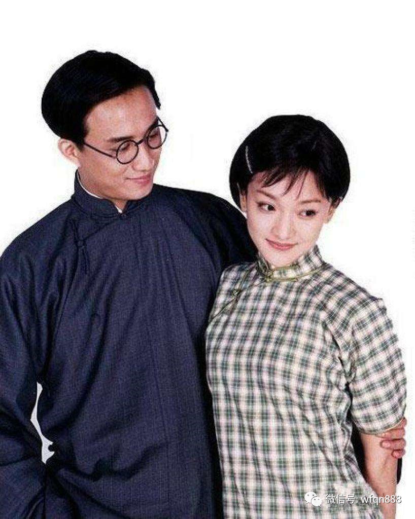 他年纪轻轻就身居高位，被妻子和好友戴了绿帽，他还给他们送贺礼