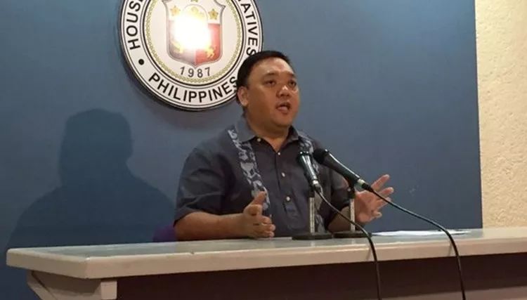 放弃“多边”:菲律宾只想和中国一起解决这个争端