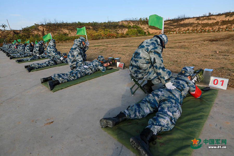 新兵实弹射击，打响军旅第一枪!|空军|新兵|战区_新浪军事_新浪网