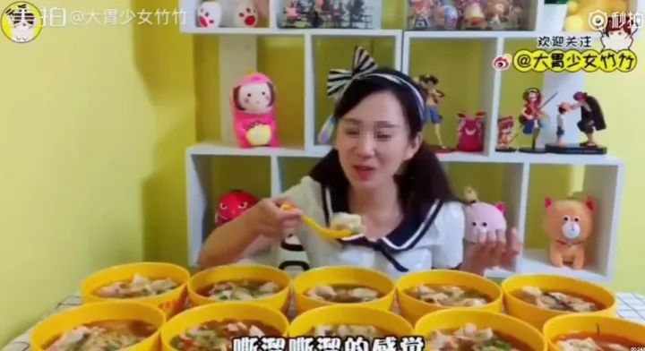 女孩一顿吃135个包子，你们信吗？