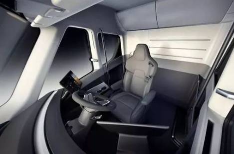 特斯拉刚刚发布纯电动重卡,续航超过800公里,