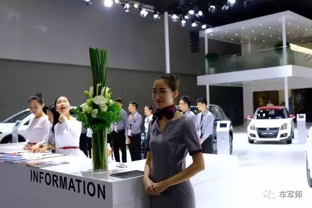 2017广州车展车模第二波:玛莎拉蒂展台美人颜值爆表