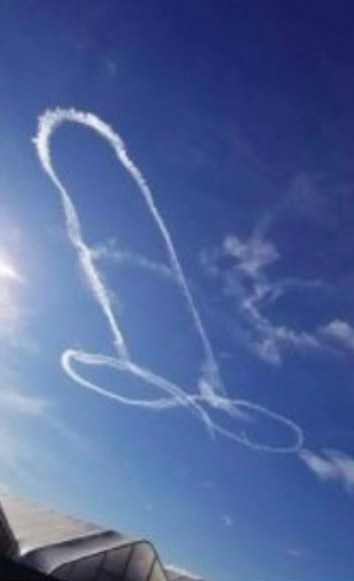 美海军EA18G战机画不雅符号 飞行员道歉停飞