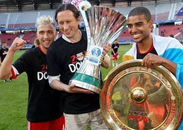 中超转会新闻:邹正去权健;阿兰去国安