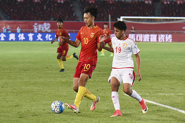 刘若钒代表中国国青参加云南曲靖国际青年足球锦标赛。视觉中国 资料
