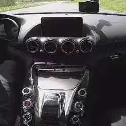 200万的奔驰跑车，开上德国高速切换到运动模式全是霸气