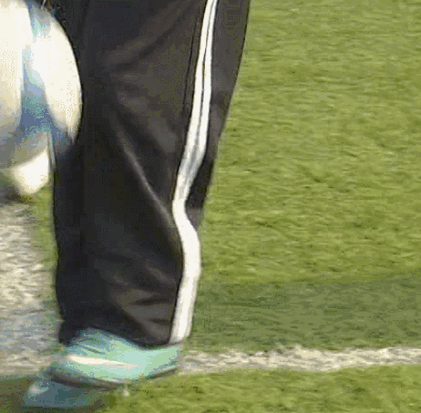 下腰,运球,劈叉,街舞.这些居然是学校的课间操?